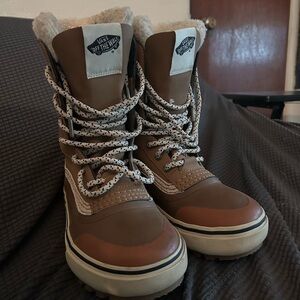 Vans Winter Standard Waterproof MTE Boots Brown Tan